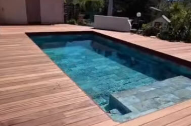 Encore une superbe terrasse en padouk !